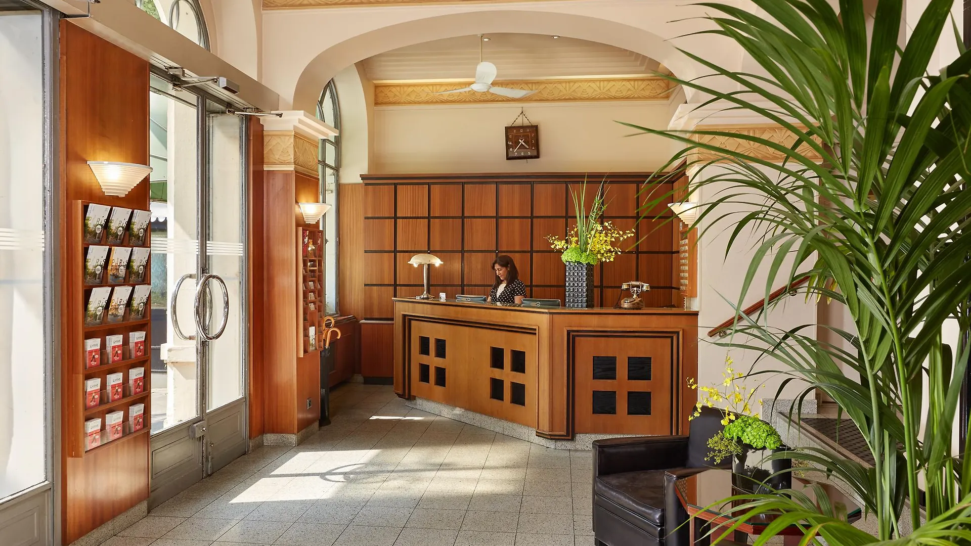 Hotel Raspail Montparnasse 4*