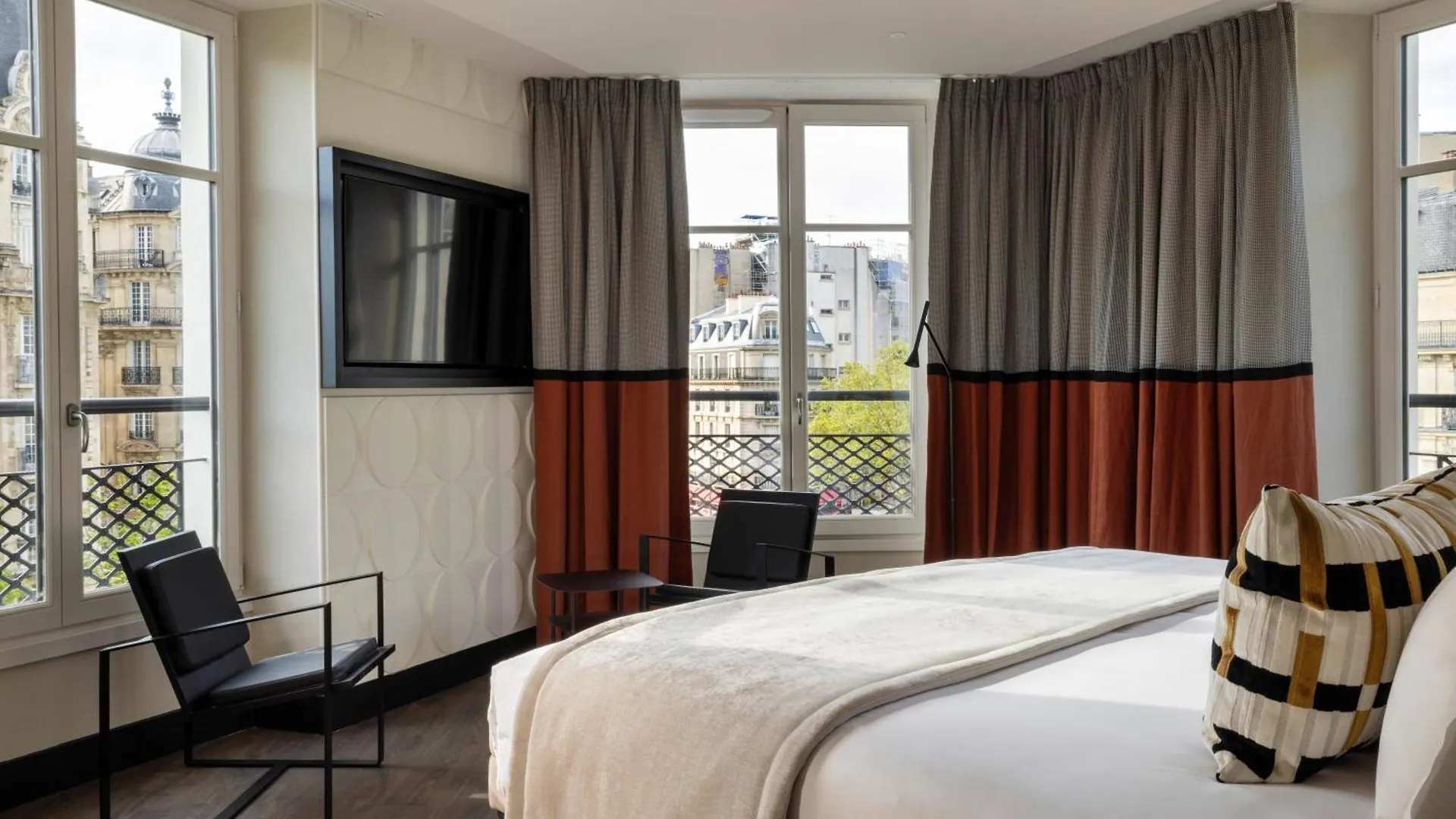 Hotel Raspail Montparnasse 4*