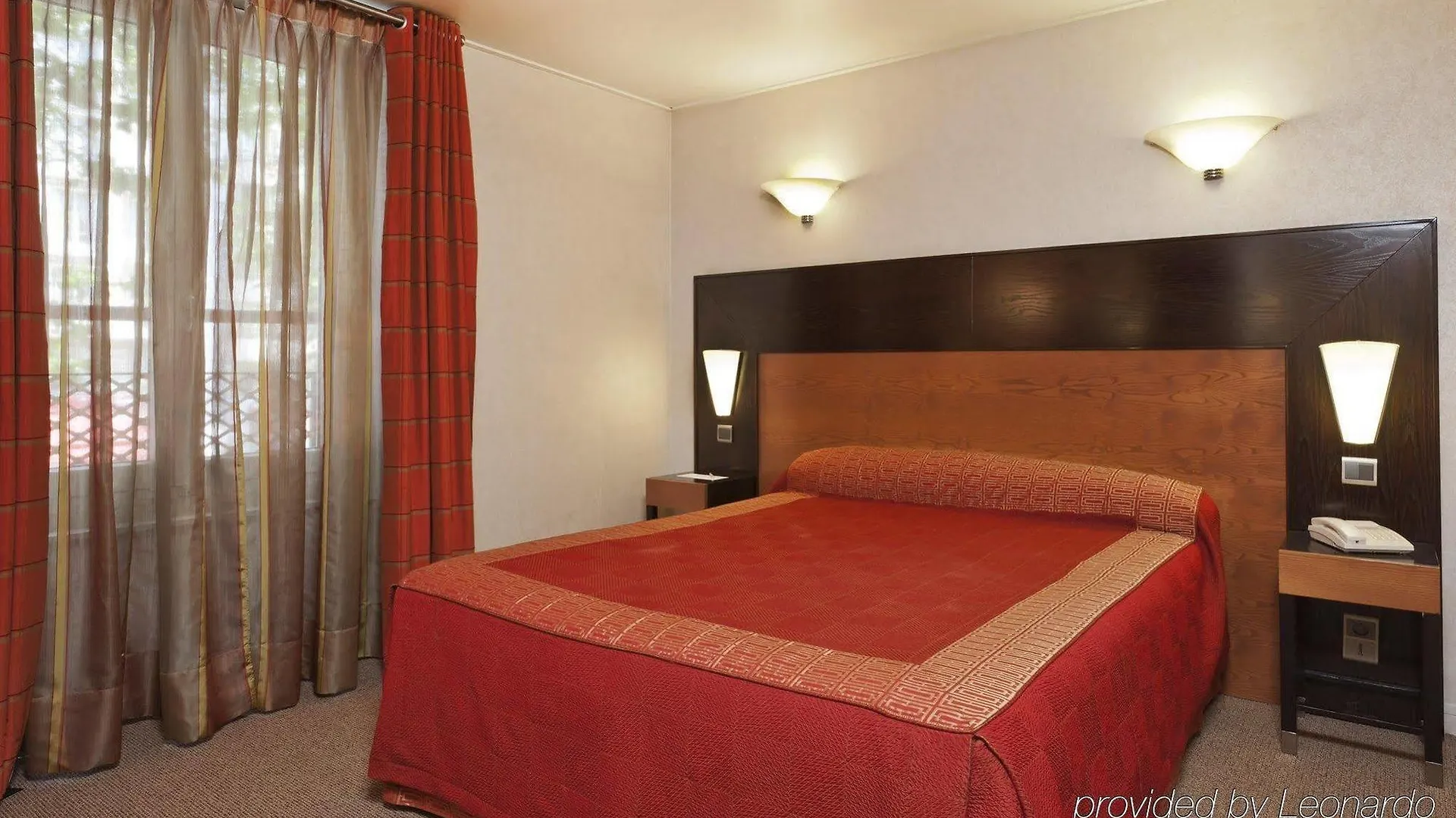 Raspail Montparnasse Hotel